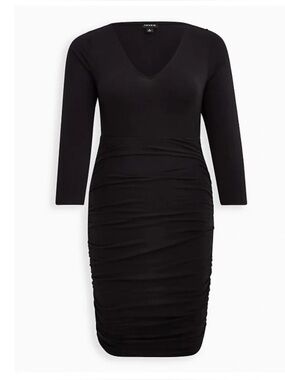 Torrid 2x Black Ruched V-Neck Long Sleeve Bodycon Dress
